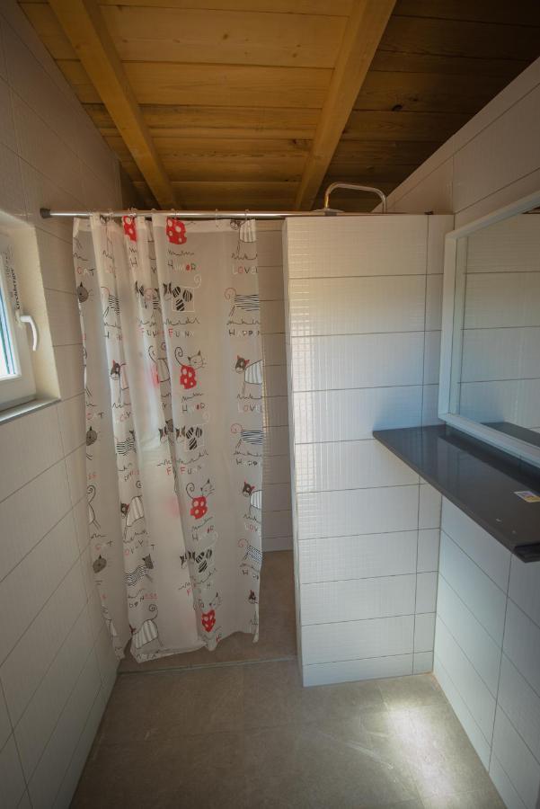 Rock Oak Glamping 3 Hotel Imotski Ngoại thất bức ảnh